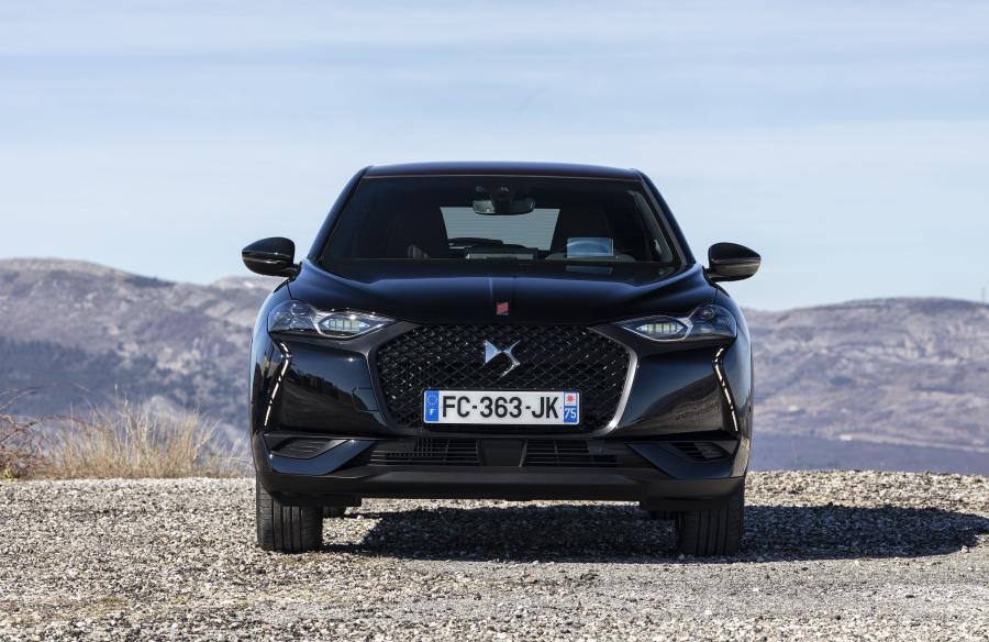 DS 3 Crossback La Premiere 2019 года  (WW) (фото 22 из 31)